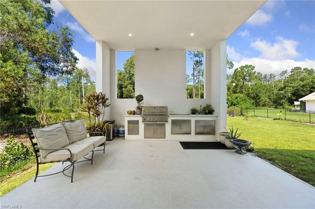 2227 21st St SW, Naples, FL 34117-42