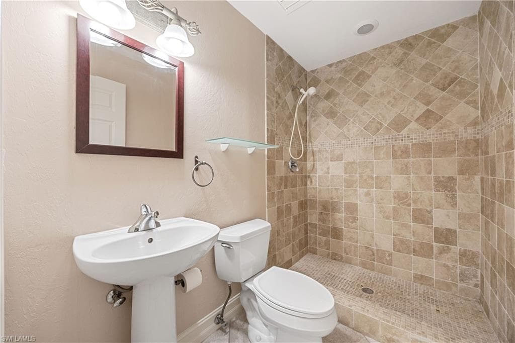 1120 Ridge St, Naples, FL 34103-13