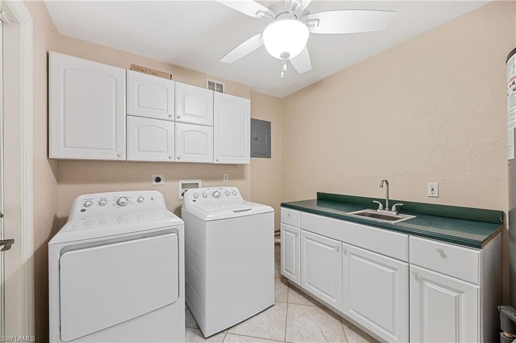 1120 Ridge St, Naples, FL 34103-21