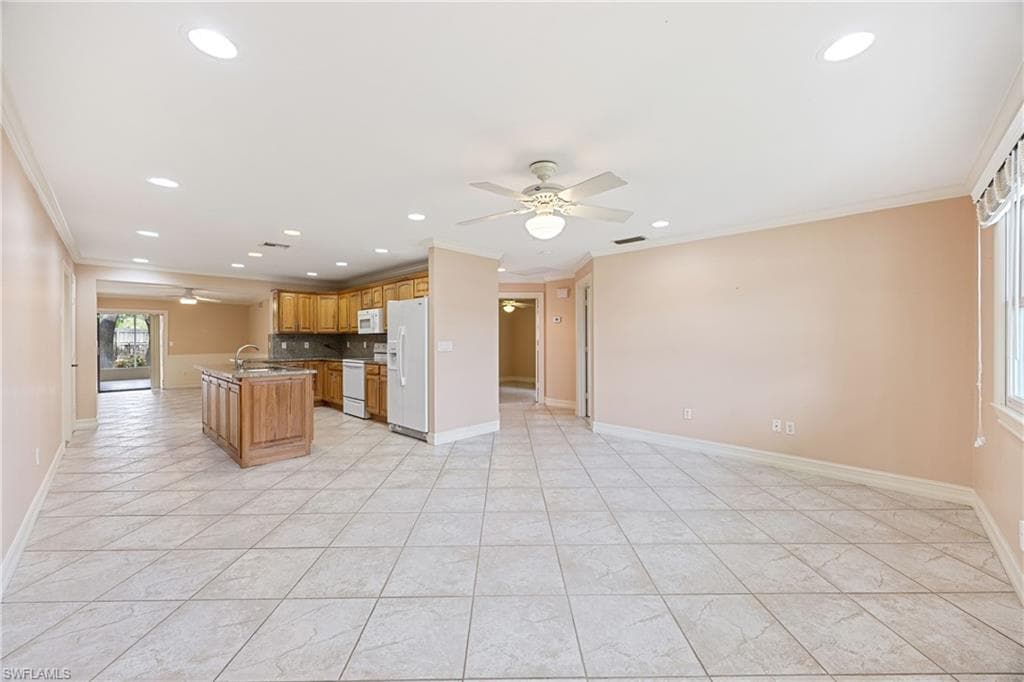 1120 Ridge St, Naples, FL 34103-3