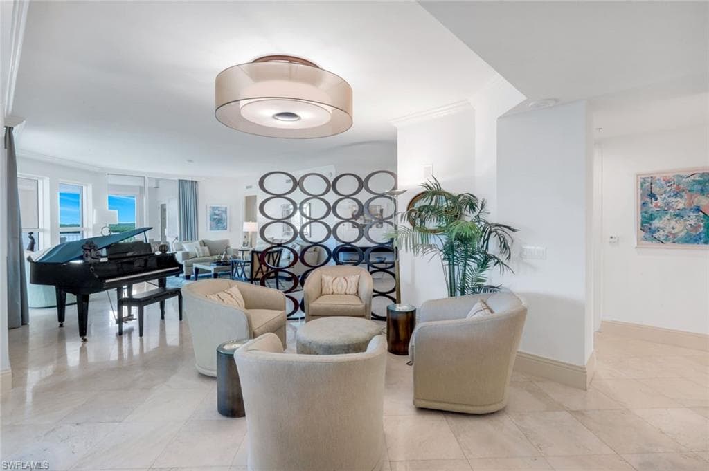 285 Grande Way 503, Naples, FL 34110-20