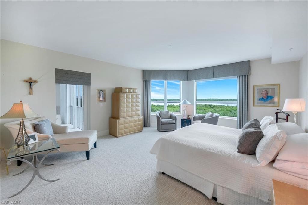 285 Grande Way 503, Naples, FL 34110-22