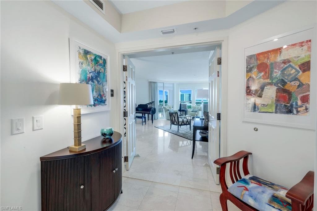 285 Grande Way 503, Naples, FL 34110-5