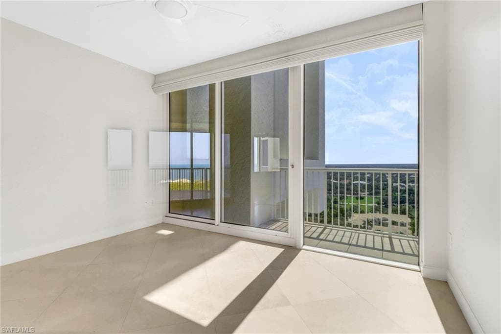 7117 Pelican Bay Blvd 1801, Naples, FL 34108-21