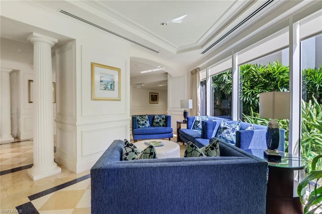 7117 Pelican Bay Blvd 1801, Naples, FL 34108-25