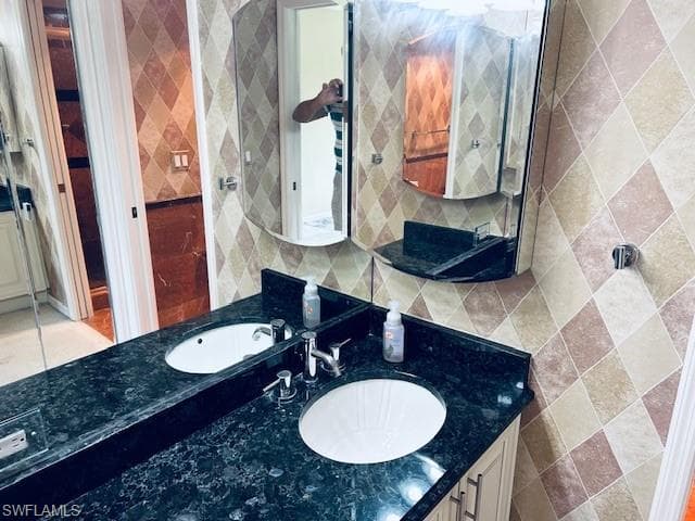 1617 Spoonbill Ln 1617c, Naples, FL 34105-22