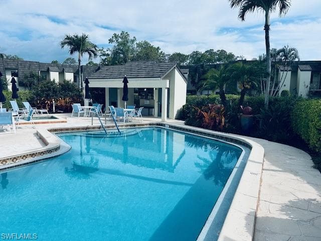 1617 Spoonbill Ln 1617c, Naples, FL 34105-6