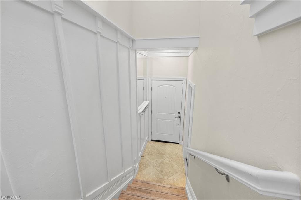 15140 Palmer Lake Cir 201, Naples, FL 34109-22