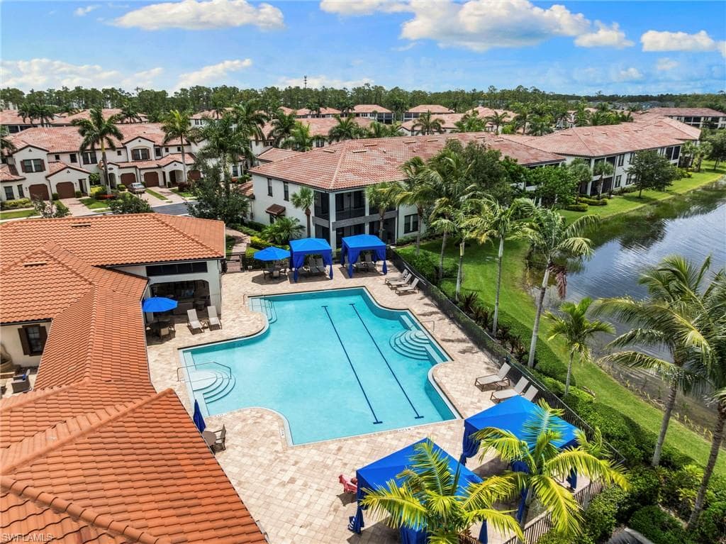 15140 Palmer Lake Cir 201, Naples, FL 34109-36