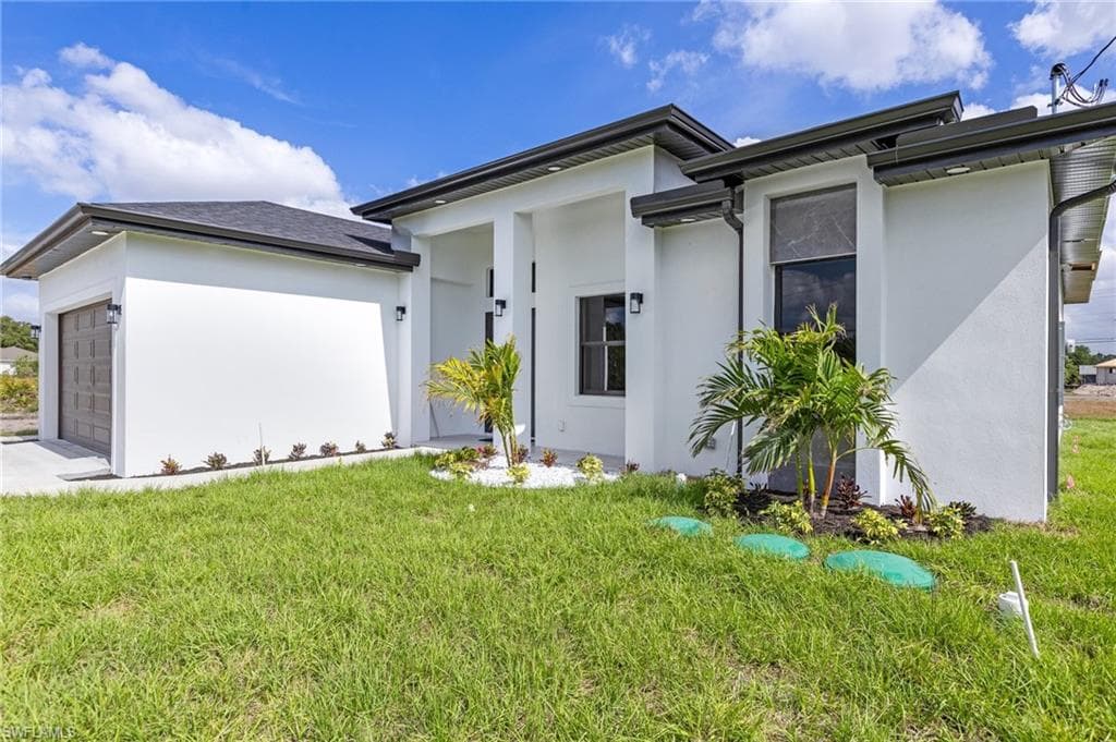 1316 Scott Ave, Lehigh Acres, FL 33972-2