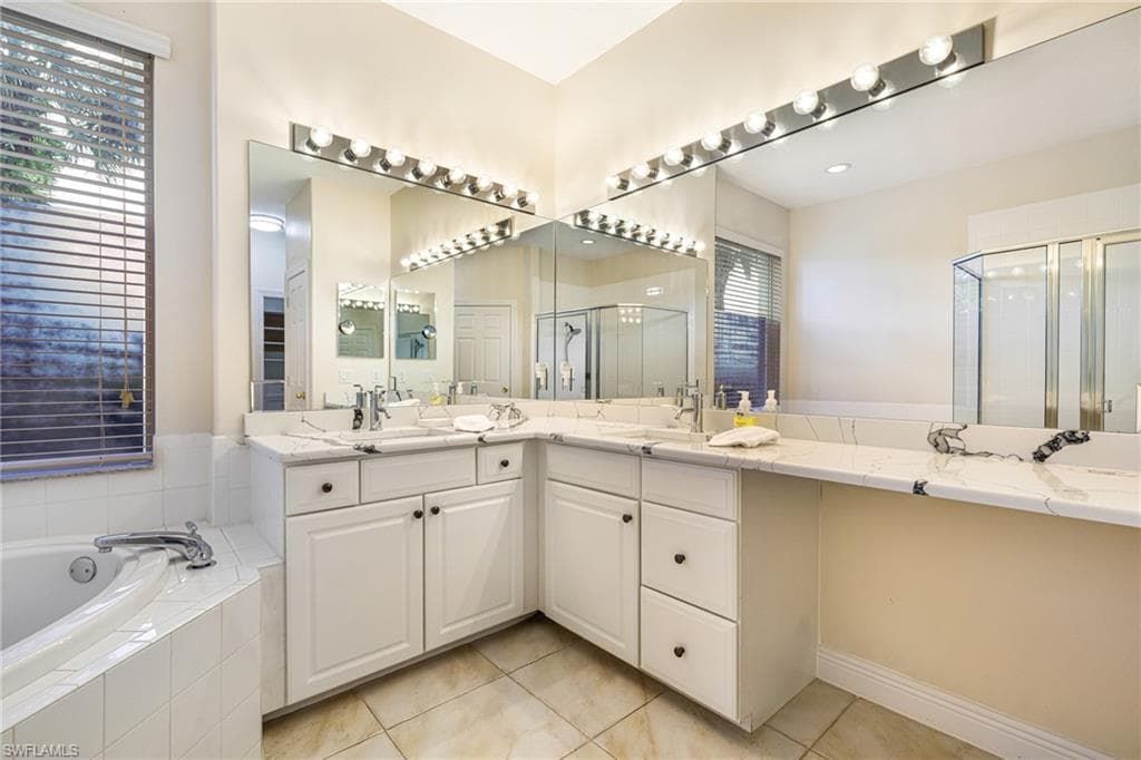 4780 Shinnecock Hills Ct 102, Naples, FL 34112-19