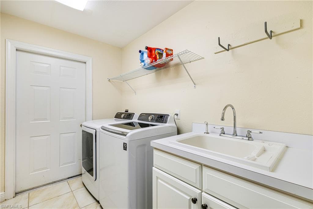 4780 Shinnecock Hills Ct 102, Naples, FL 34112-33