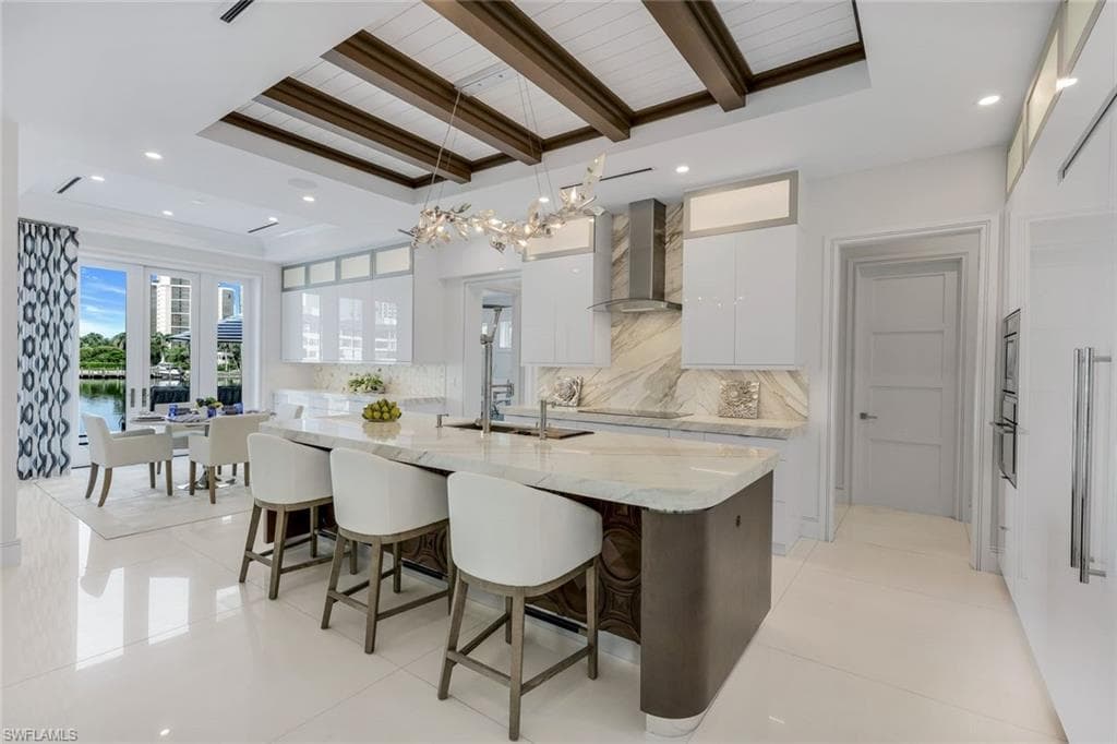 309 Neapolitan Way, Naples, FL 34103-10