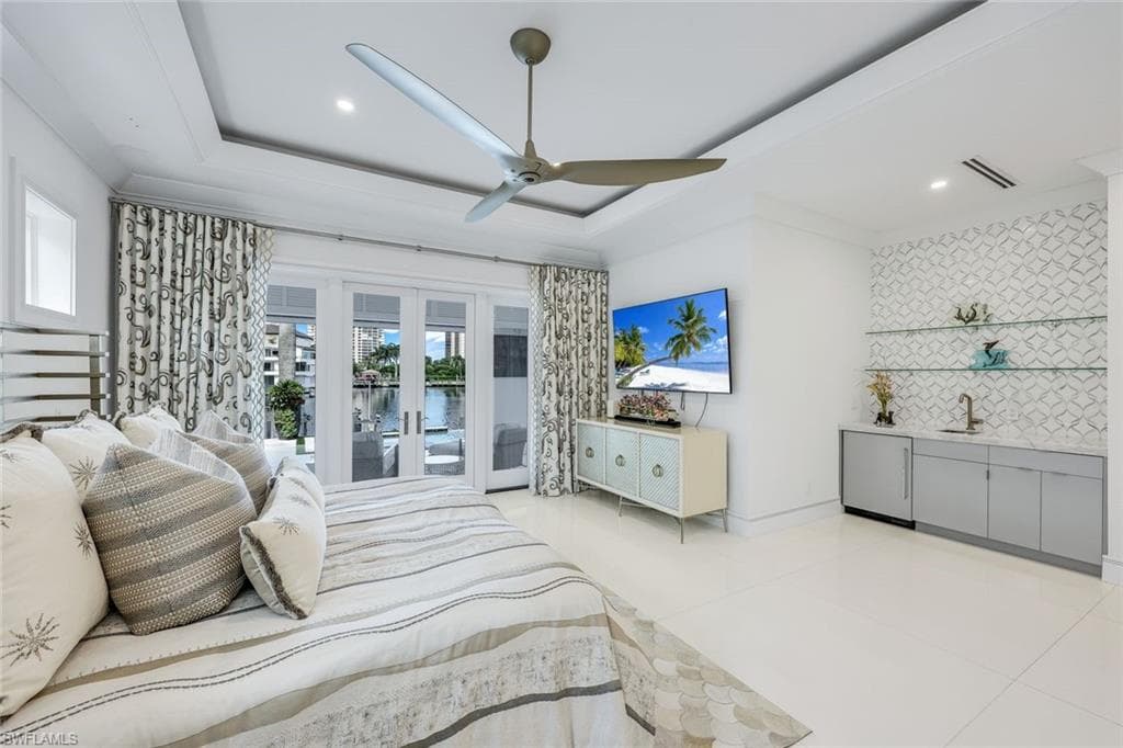 309 Neapolitan Way, Naples, FL 34103-18