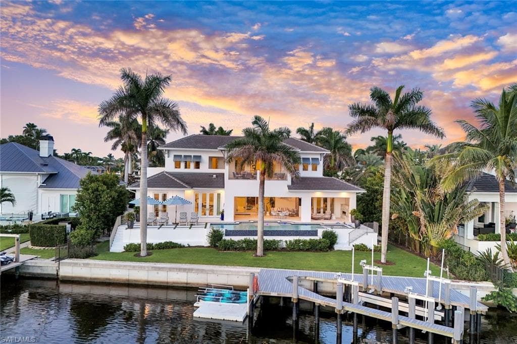 309 Neapolitan Way, Naples, FL 34103-1