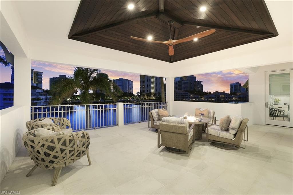 309 Neapolitan Way, Naples, FL 34103-31