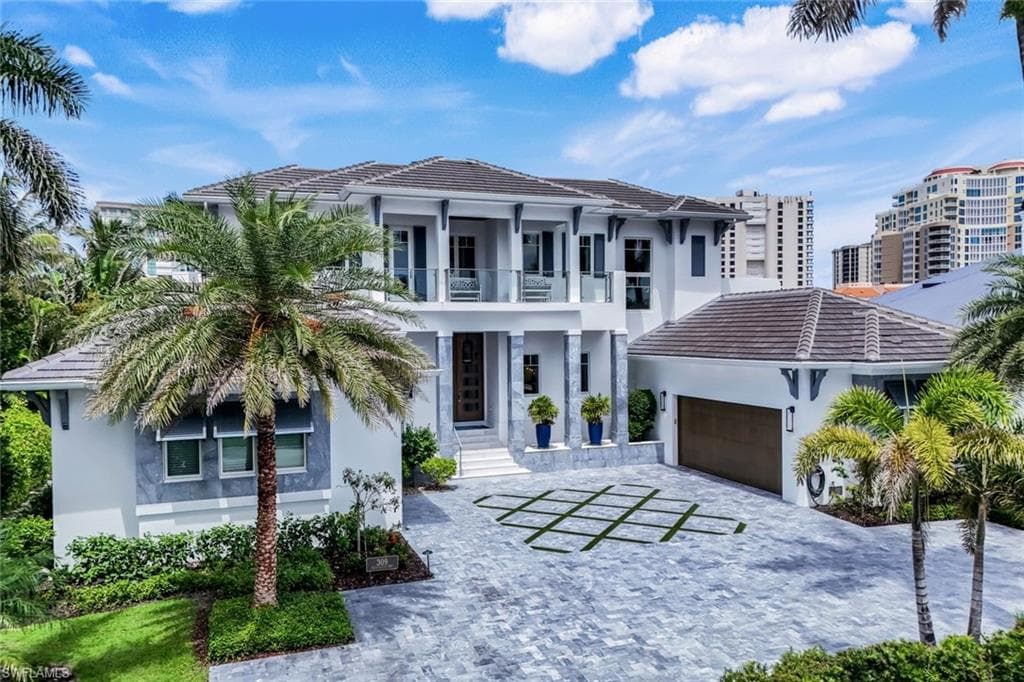 309 Neapolitan Way, Naples, FL 34103-35