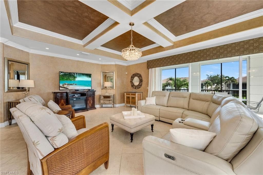 579 Avellino Isles Cir 202, Naples, FL 34119-11