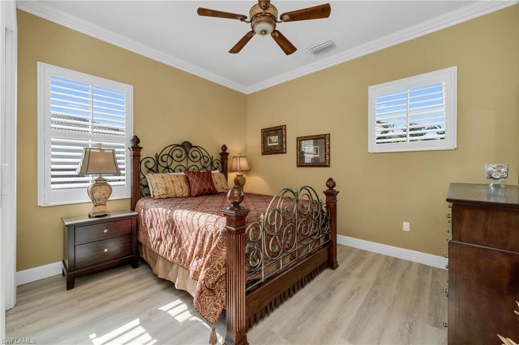 579 Avellino Isles Cir 202, Naples, FL 34119-19