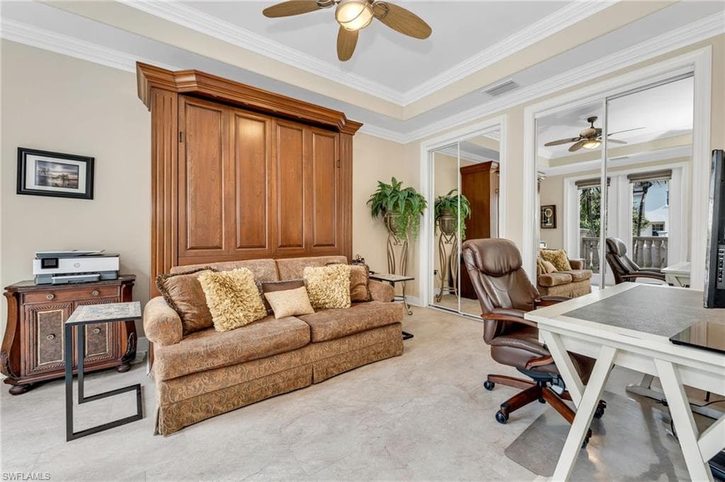 579 Avellino Isles Cir 202, Naples, FL 34119-21