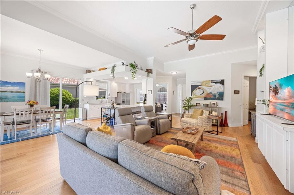 3997 Isla Ciudad Ct, Naples, FL 34109-12