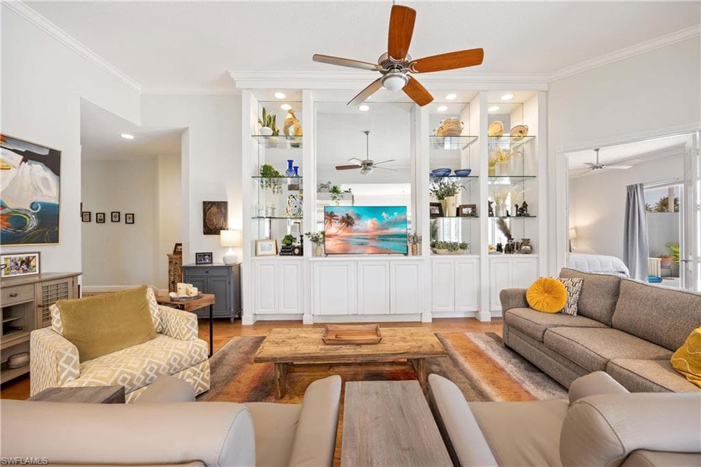 3997 Isla Ciudad Ct, Naples, FL 34109-14