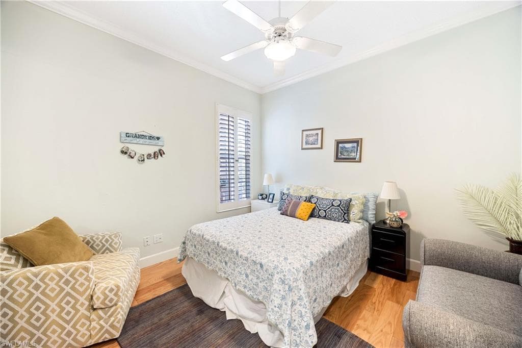 3997 Isla Ciudad Ct, Naples, FL 34109-24