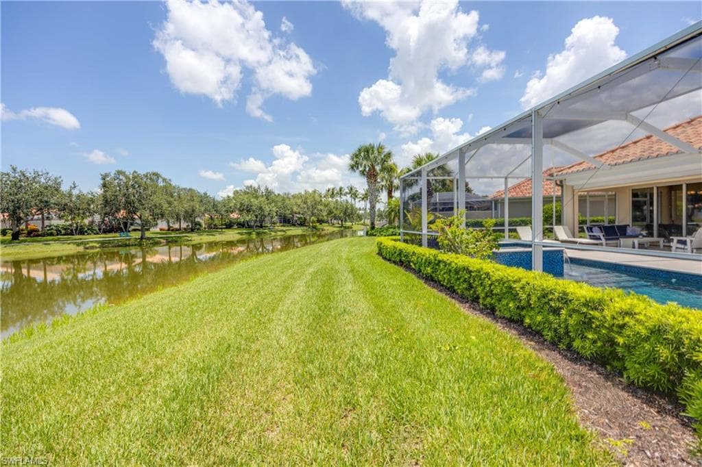 3997 Isla Ciudad Ct, Naples, FL 34109-30