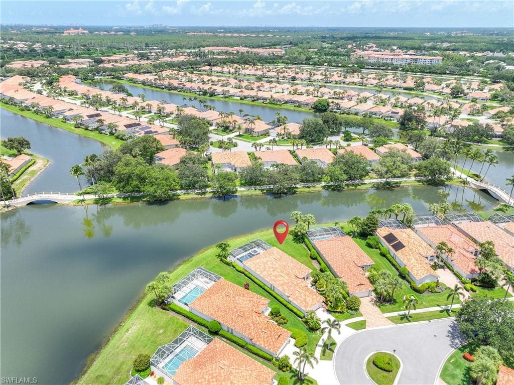 3997 Isla Ciudad Ct, Naples, FL 34109-33