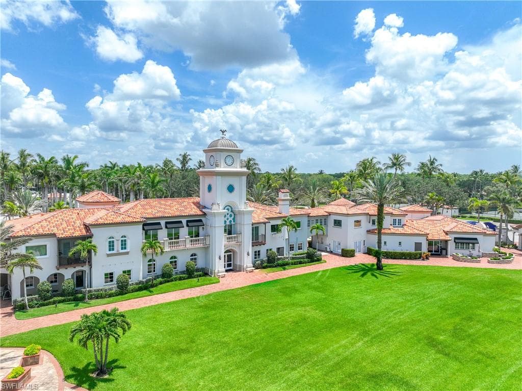 3997 Isla Ciudad Ct, Naples, FL 34109-42
