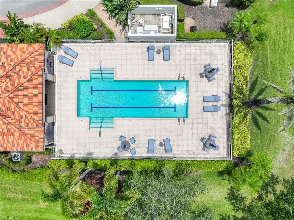 3997 Isla Ciudad Ct, Naples, FL 34109-43