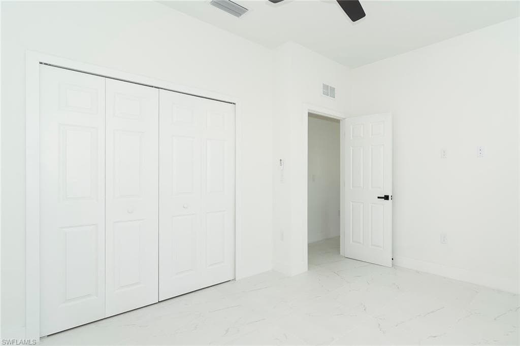 3810 29th St SW, Lehigh Acres, FL 33976-39