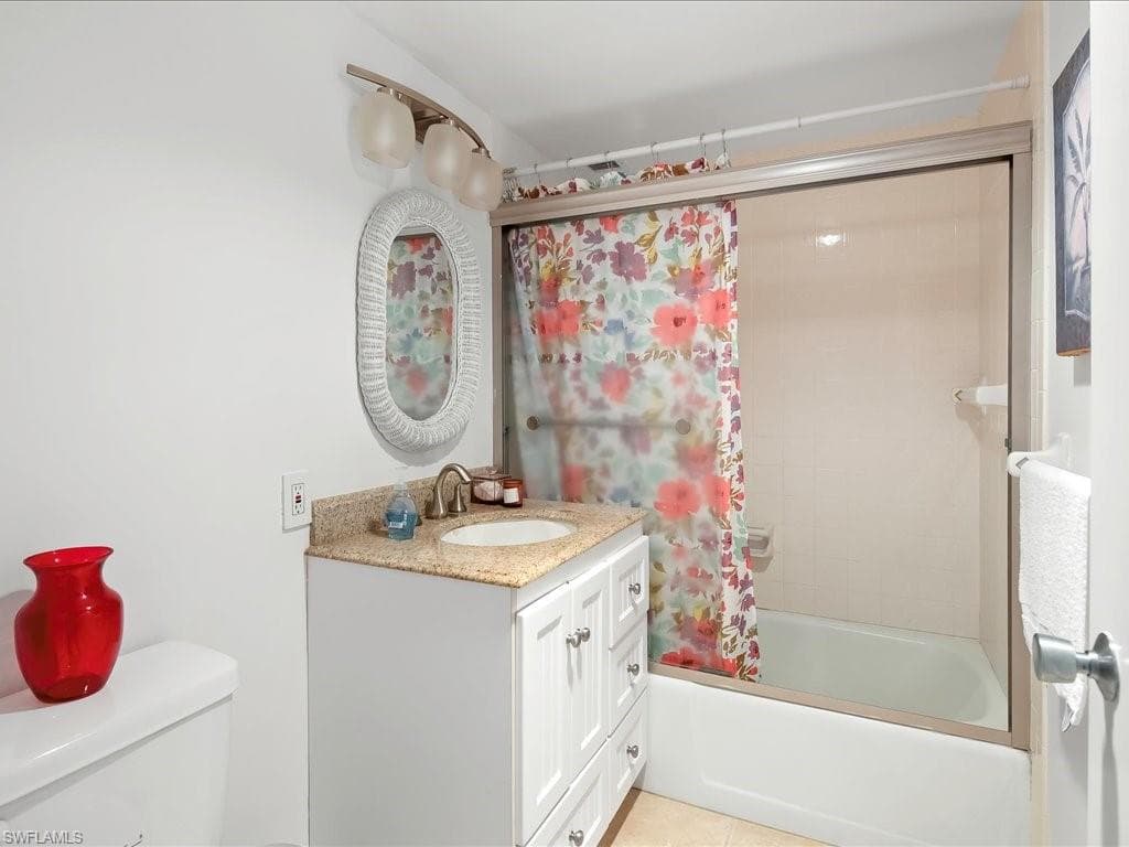 1 Bluebill Ave 302, Naples, FL 34108-11