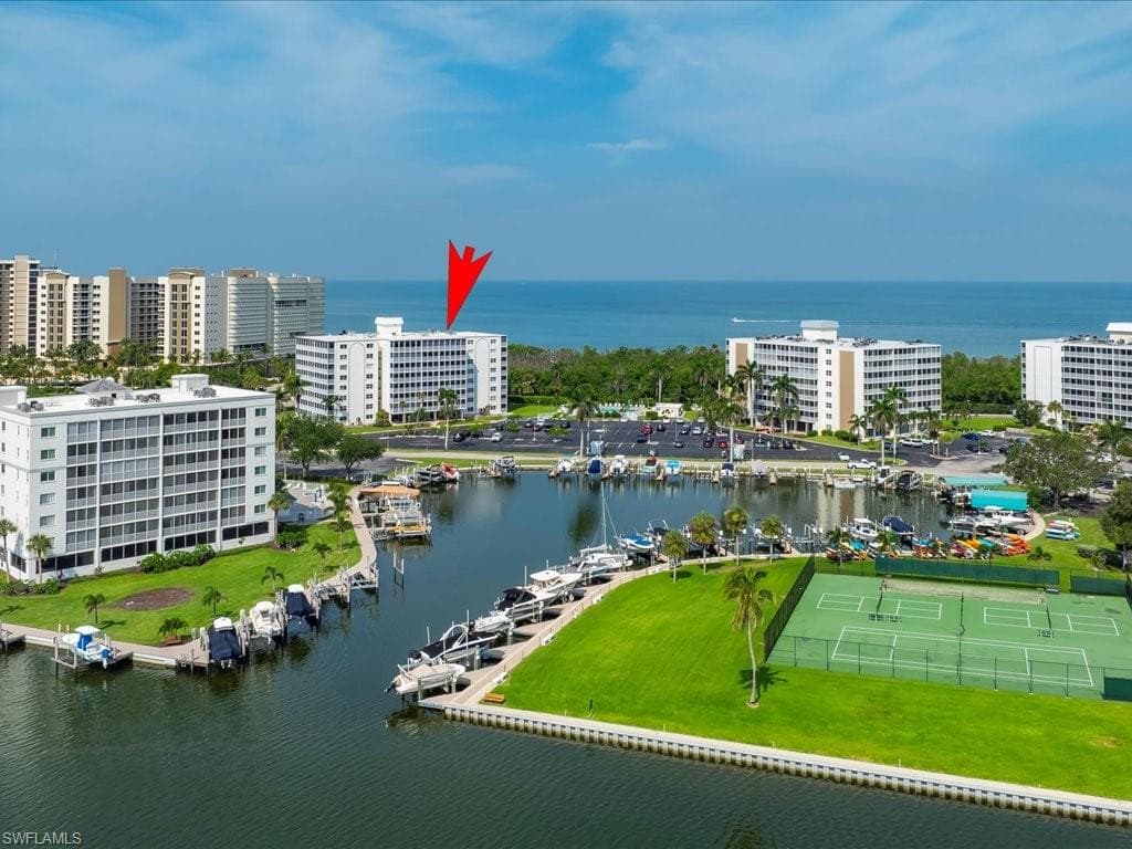 1 Bluebill Ave 302, Naples, FL 34108-15
