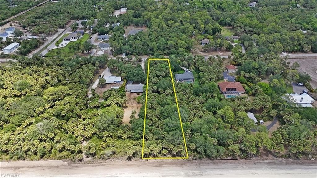 720 12th Ave NW, Naples, FL 34120-7