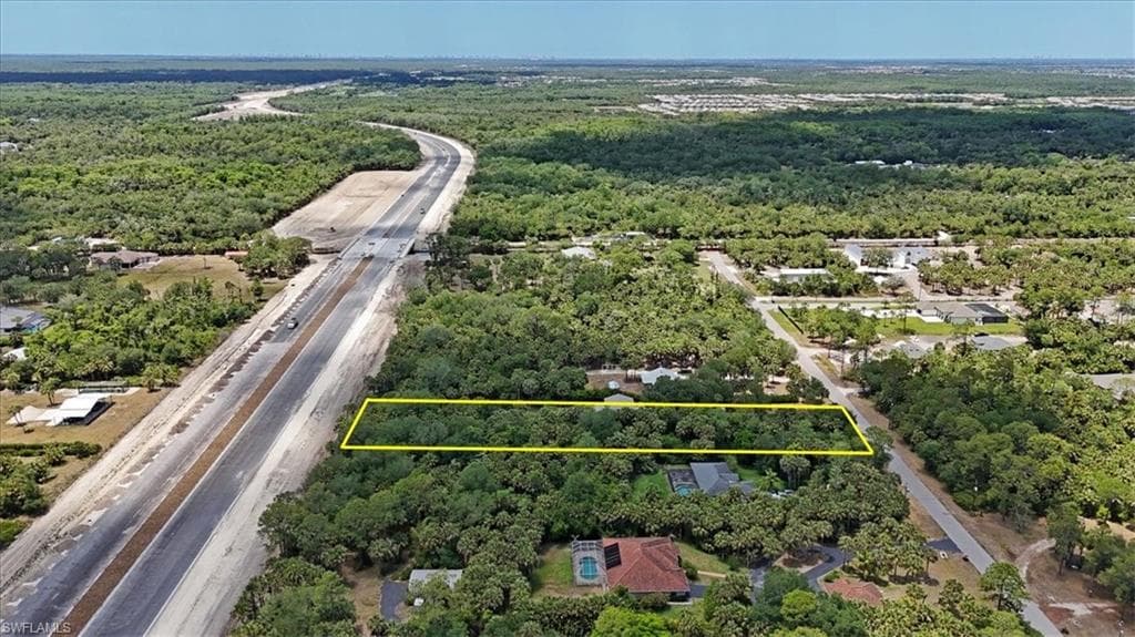 720 12th Ave NW, Naples, FL 34120-8