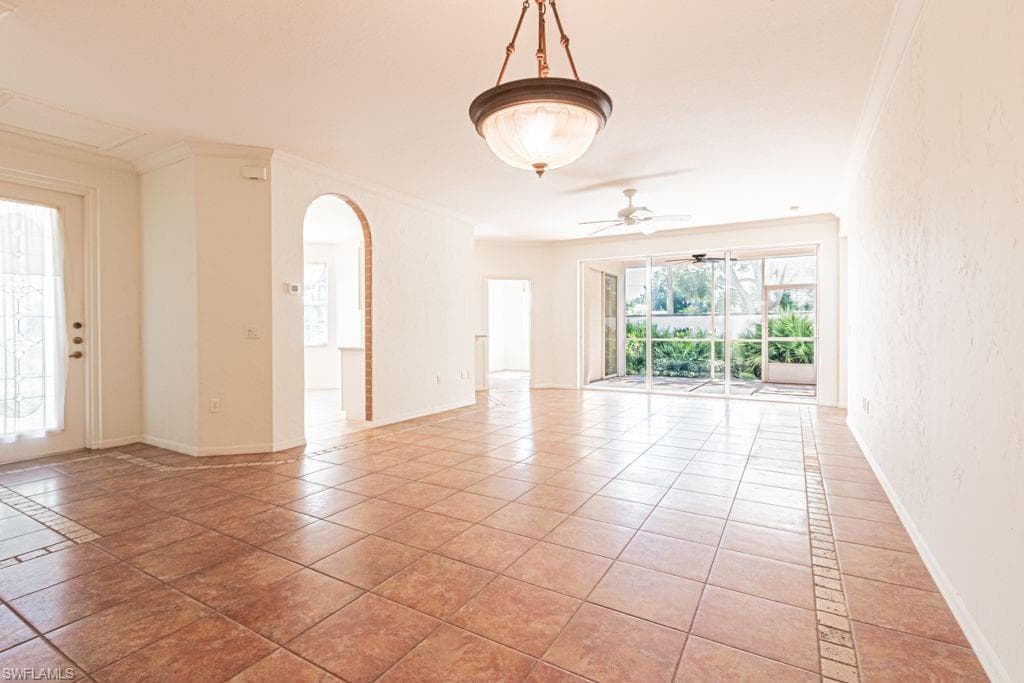 3301 Coconut Island Dr 101, Estero, FL 34134-8