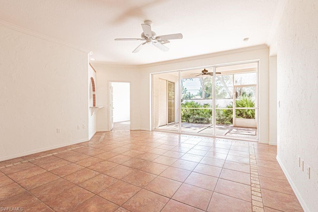 3301 Coconut Island Dr 101, Estero, FL 34134-5