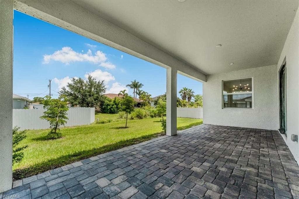 1013 39th Ter, Cape Coral, FL 33909-14