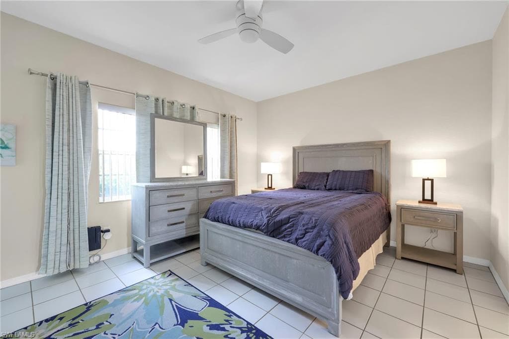 1290 Sweetwater Cv 5101, Naples, FL 34110-20