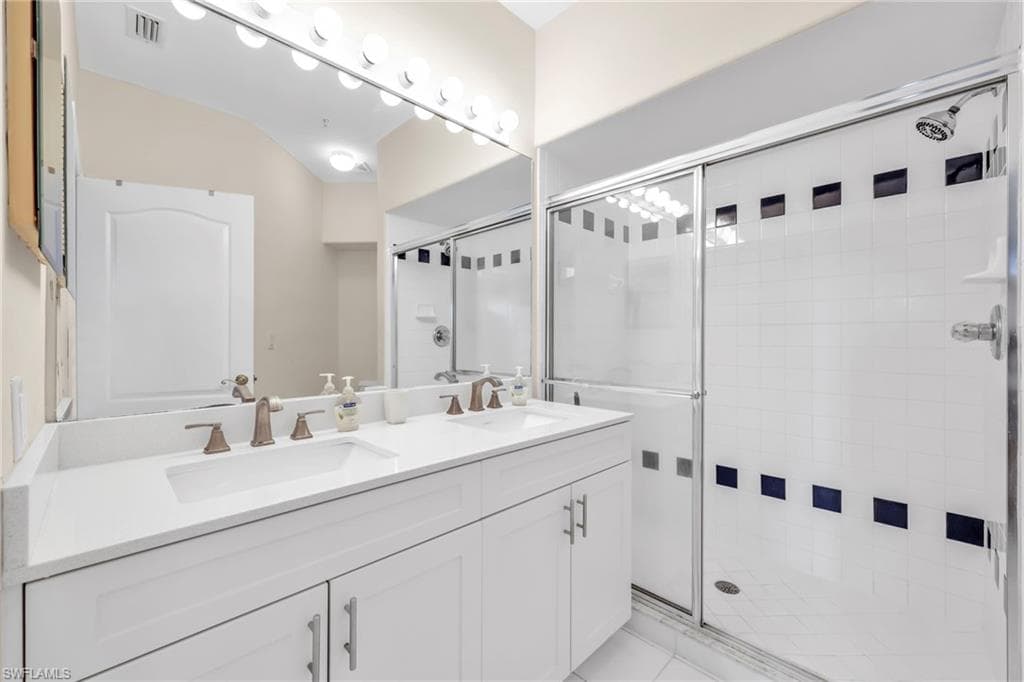 1290 Sweetwater Cv 5101, Naples, FL 34110-21