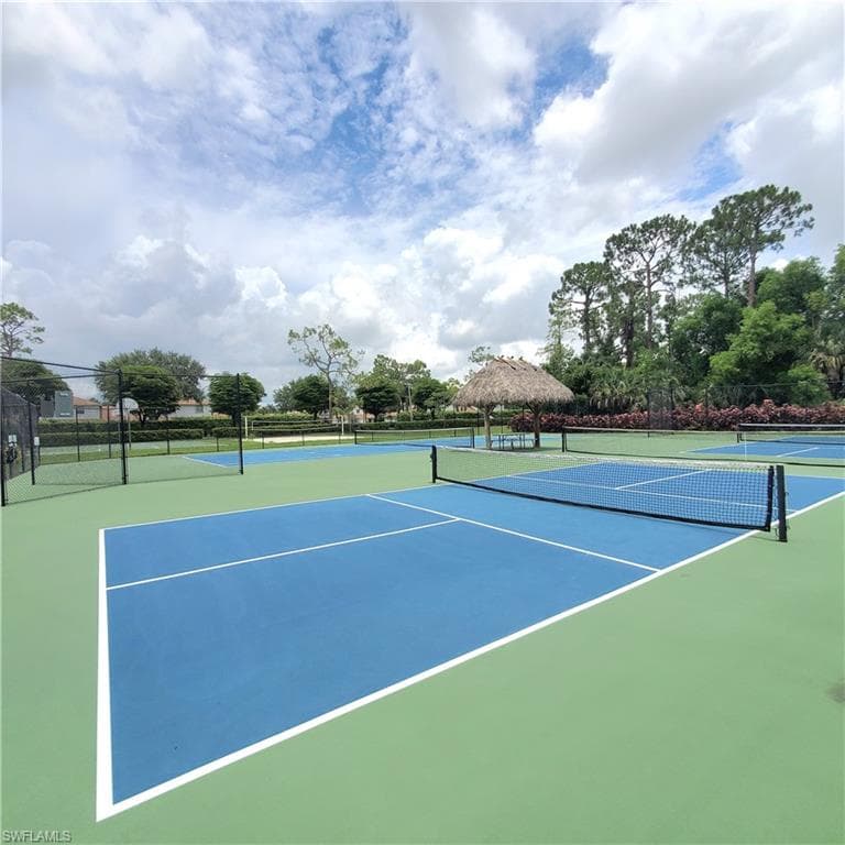 385 Dover Pl 4-402, Naples, FL 34104-44