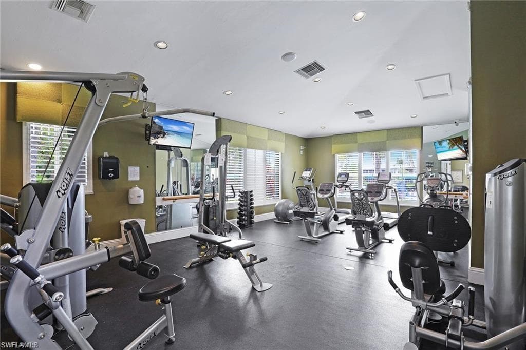 7880 Mahogany Run Ln 1614, Naples, FL 34113-21