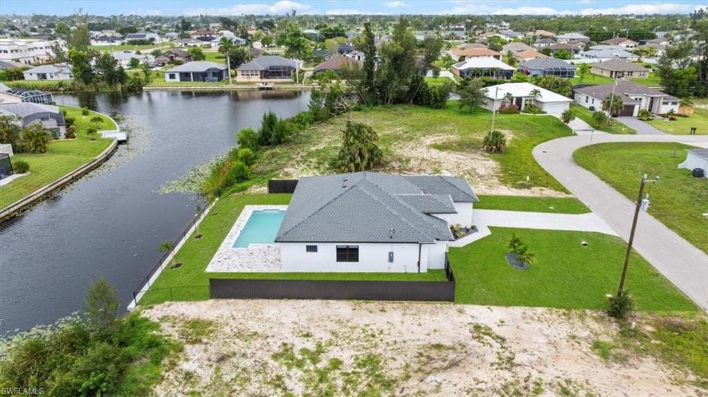 1425 11th Ct, Cape Coral, FL 33991-41
