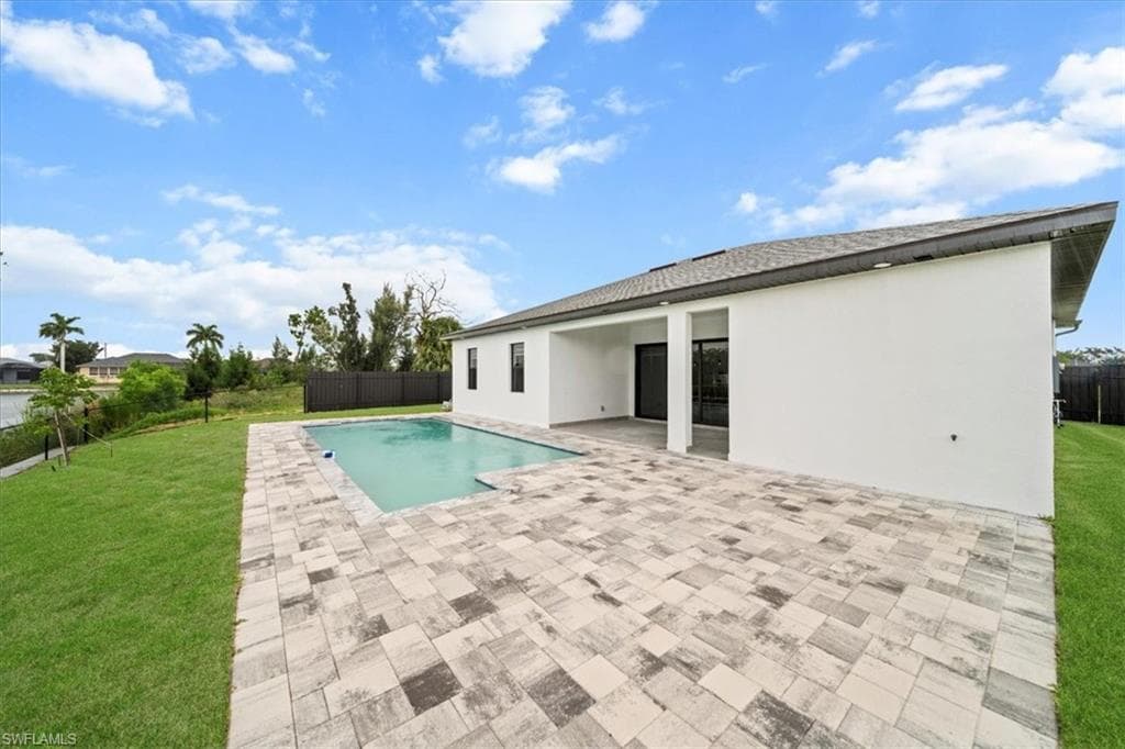 1425 11th Ct, Cape Coral, FL 33991-50