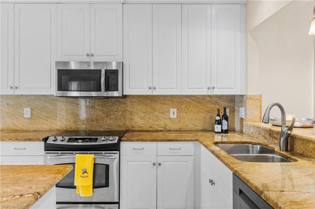 127 Napa Ridge Way, Naples, FL 34119-11