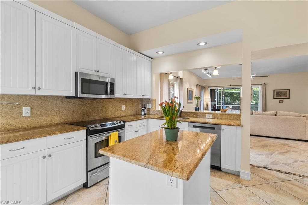 127 Napa Ridge Way, Naples, FL 34119-12