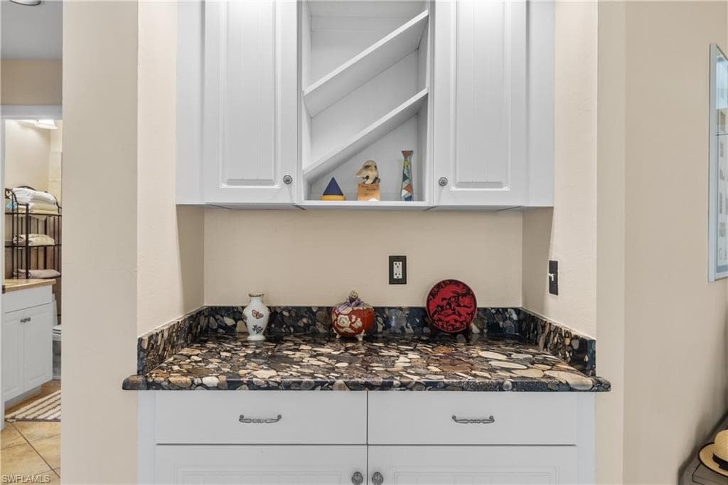 127 Napa Ridge Way, Naples, FL 34119-13