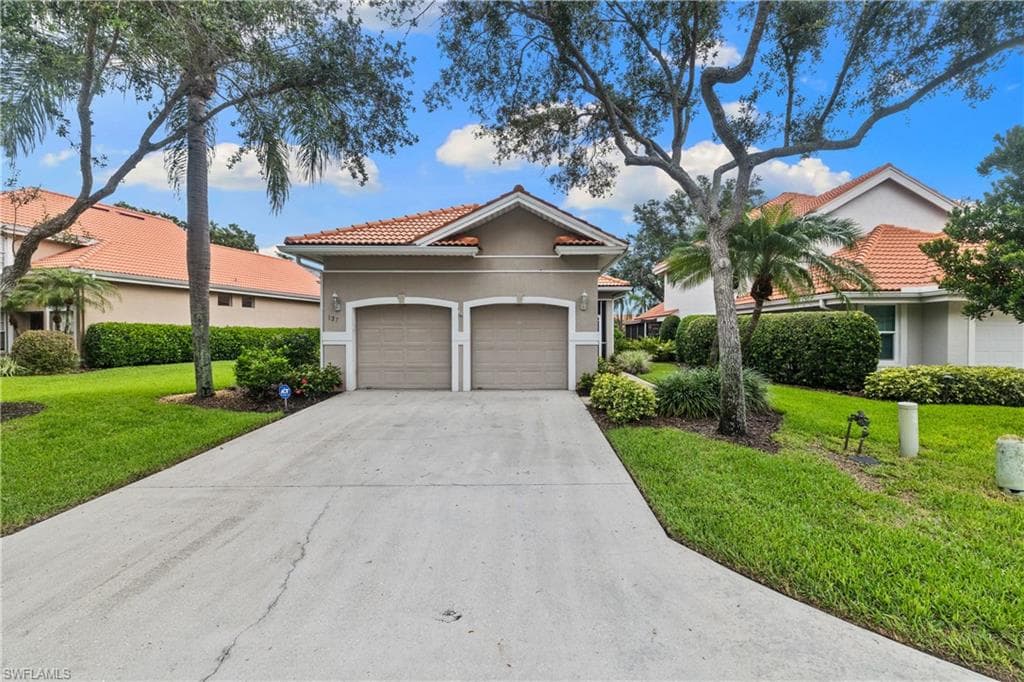 127 Napa Ridge Way, Naples, FL 34119-3