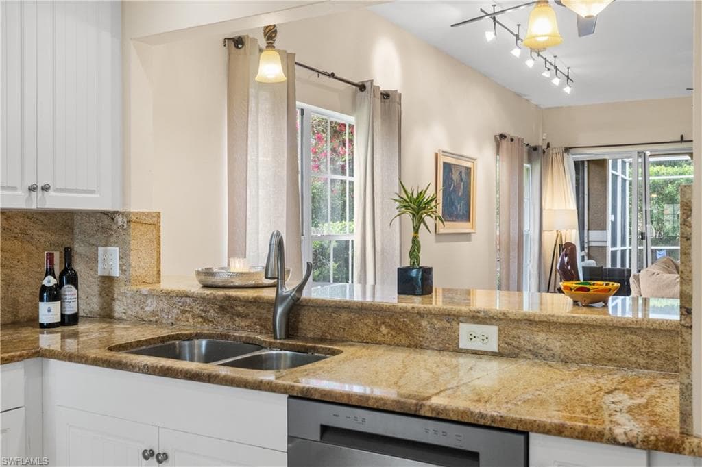 127 Napa Ridge Way, Naples, FL 34119-7
